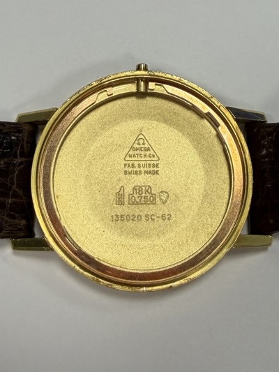 27037578e - OMEGA Seamaster De Ville Herrenarmbanduhr in GG 750/000 Referenz 135.020 SC-62, ...