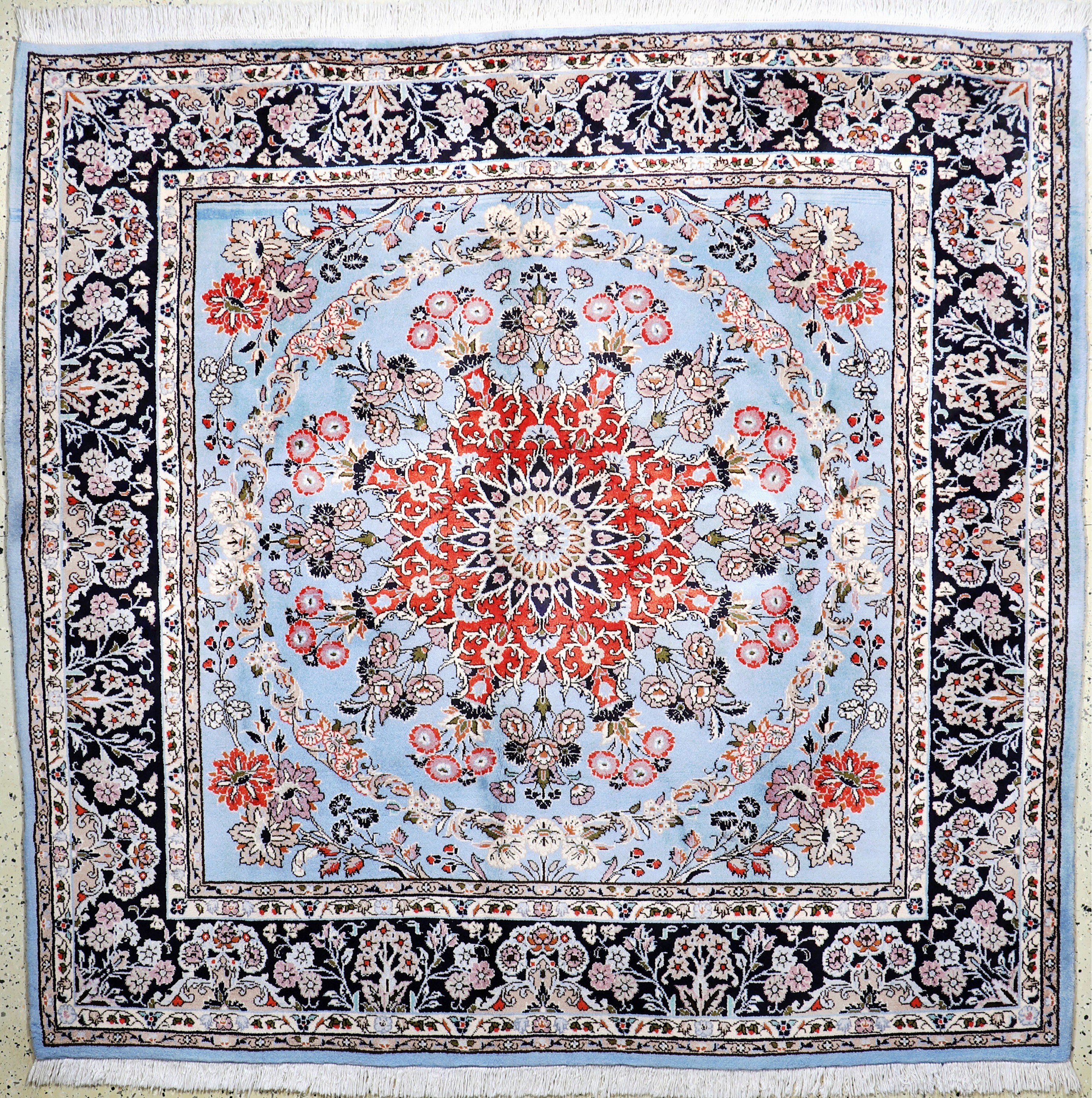 Image 27037673 - Yazd, Persien, Neuwertig, Wolle auf Baumwolle, ca. 198 x 200 cm Schätzpreis: 1250, - ...