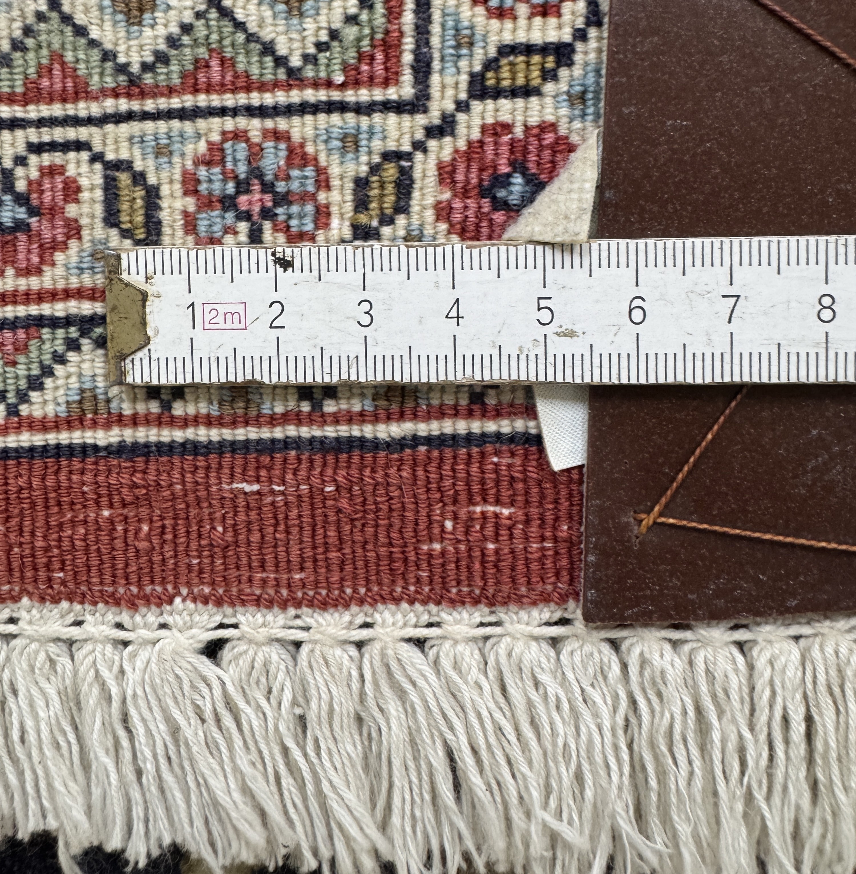 Detail d: Ghom Kork, Persien, Ende 20.Jhd, Korkwolle auf Baumwolle, ca. 205 x 72 cm, EHZ: 2