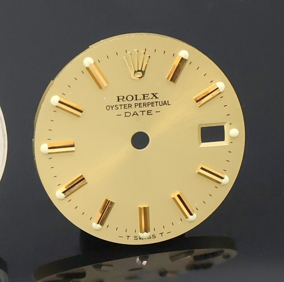 Detail b: ROLEX 2 Damenarmbanduhr-Zifferblätter für das Modell Oyster Perpetual Date, 1x champagnerfarb., 1x weißes Zifferbl., beide aufges. Std.-Ind. u. ...