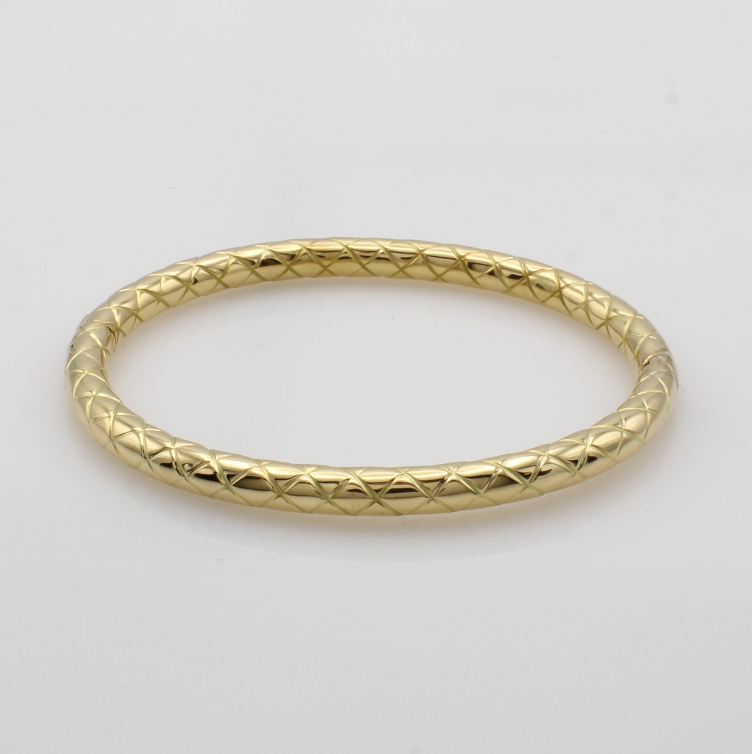 Image 27037732 - Armreif, GG 750/000, gemustertes Design, M. ca. 6x5.1 cm