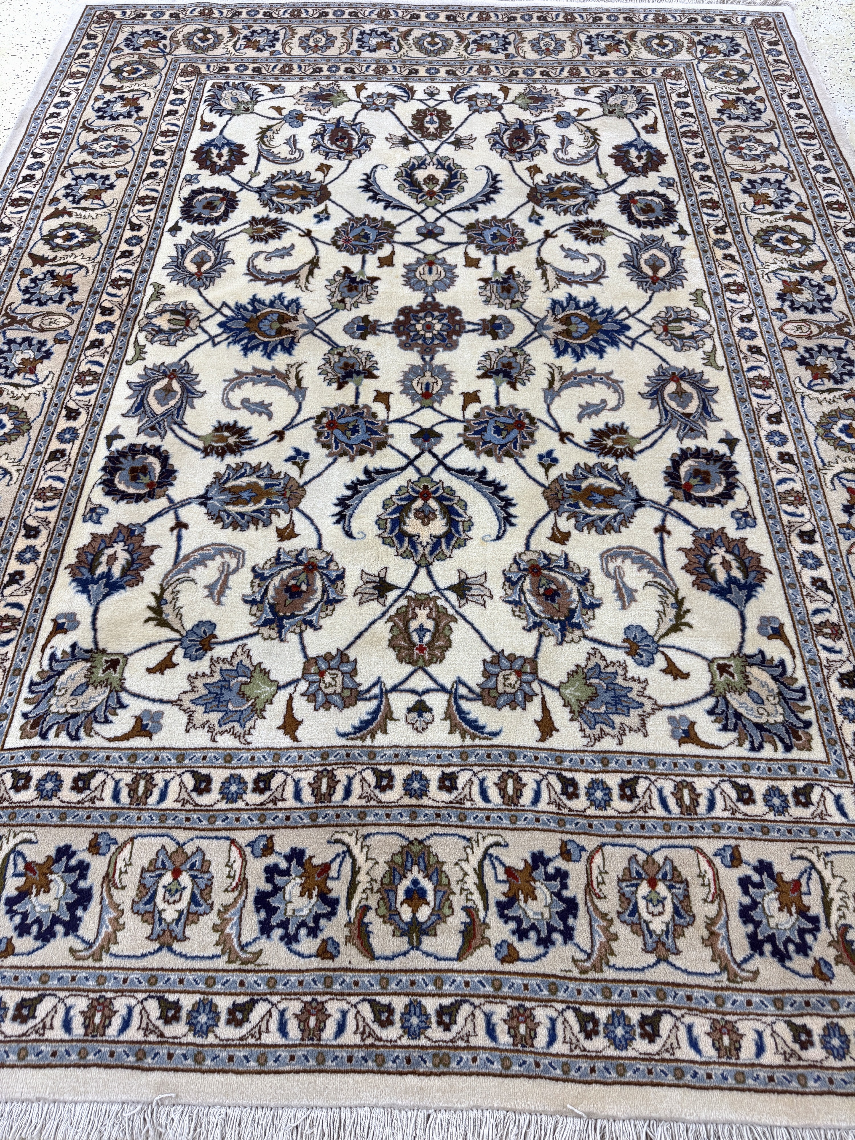 Detail f: Kaschmar, Persien, Ende 20.Jhd, Wolle auf Baumwolle, ca. 266 x 204 cm, Reinigungsbedürftig, EHZ: 2