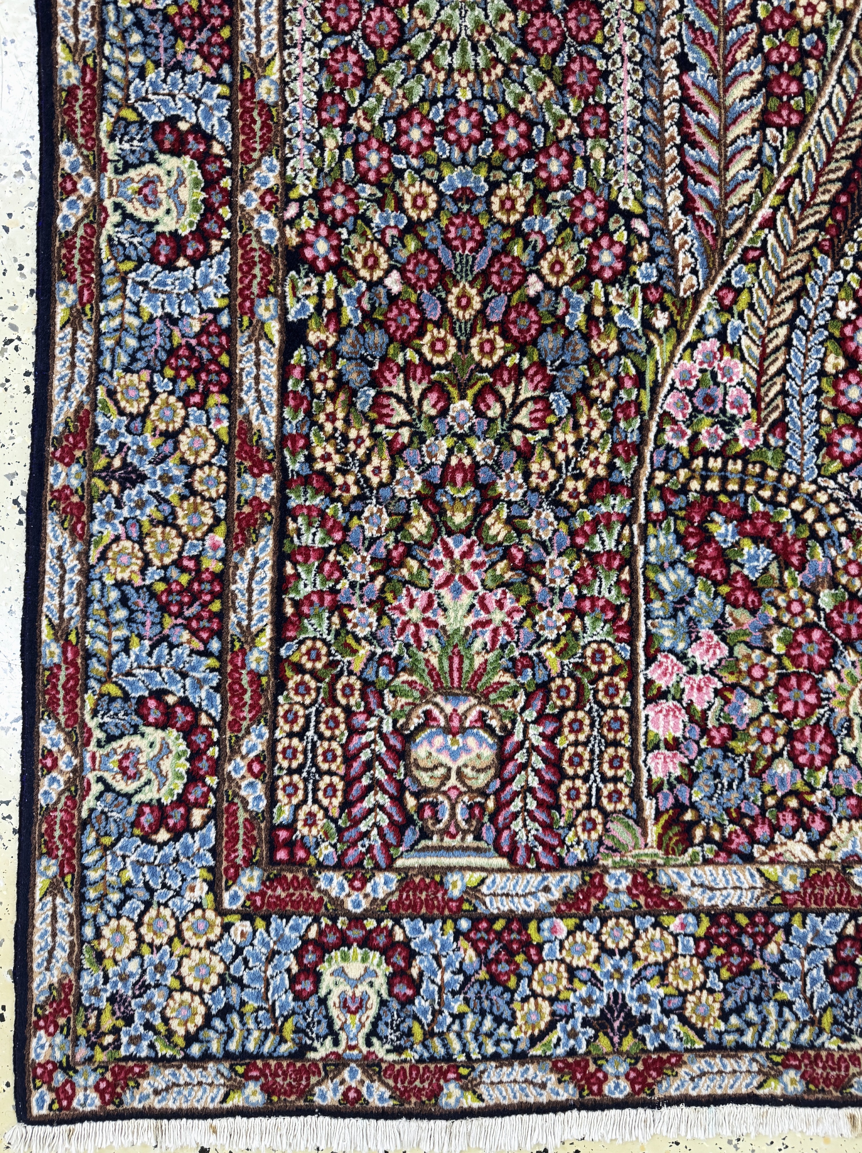 Detail b: Kerman Lawar alt, Persien, Mitte 20.Jhd, Wolle auf Baumwolle, ca. 245 x 145 cm, EHZ: 2