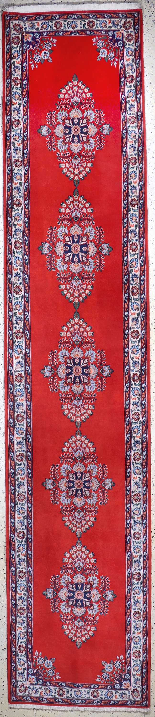 Image 27037792 - Sarogh, Persien, Neuwertig, Wolle auf Baumwolle, ca. 390 x 79 cm Schätzpreis: 990, - ...