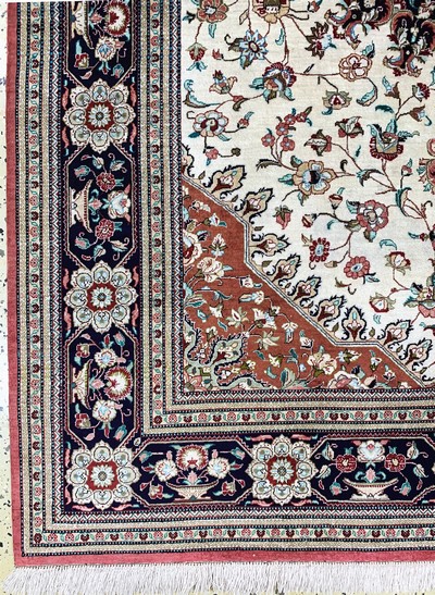 27037802b - Ghom Seide fein Persien, signiert´Banaie´, Ende 20.Jhd, reine Naturseide, ca. 200 x 135 ...