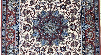 27037809b - Esfahan fein Persien, signiert´Pardetschi´,Ende 20.Jhd, Korkwolle mit und auf Seide, ...