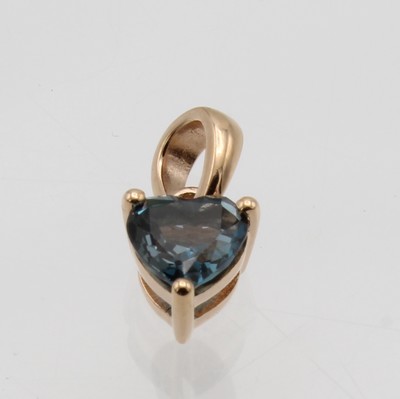 Image Herzanhänger mit Topas, RG 750/000, London Blue Topas (beh.) ca. 0.52 ct Schätzpreis: ...