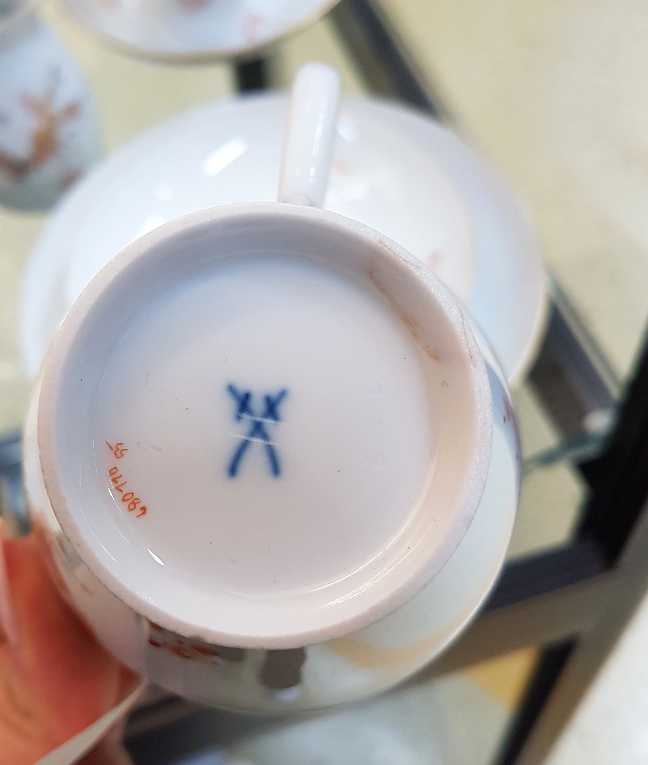 Detail f: Kaffeeservice, Meissen, 20. Jh., Prachtvogel, Entwurf L. Zepner und, H. Werner, Prachtvogel, rot bemalt mit Goldstaffage, Dekor 1350, Entwurf Heinz ...