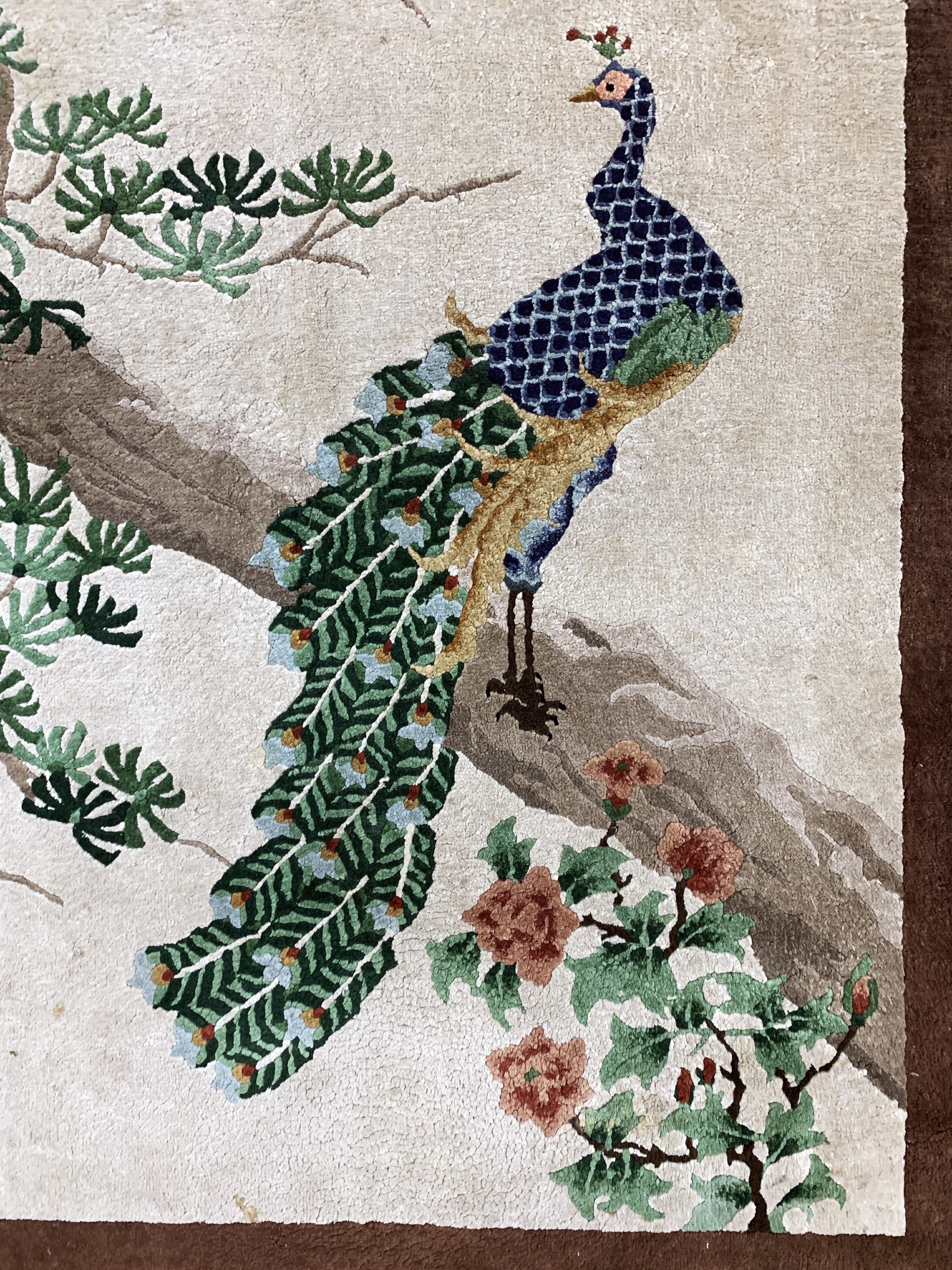 Detail c: Seiden-Teppich, China, Mitte 20.Jhd, reine Naturseide, ca. 140 x 86 cm, Reinigungsbedürftig, EHZ: 2