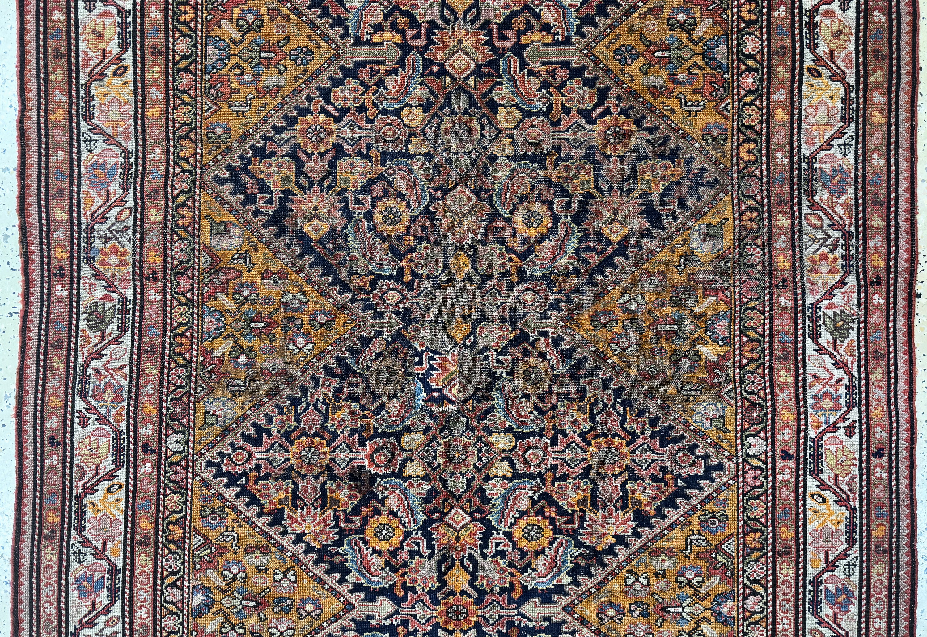 Detail b: Antiker Malayer, Persien, 19.Jhd, Wolle aufWolle, ca. 191 x 127 cm, EHZ: 3