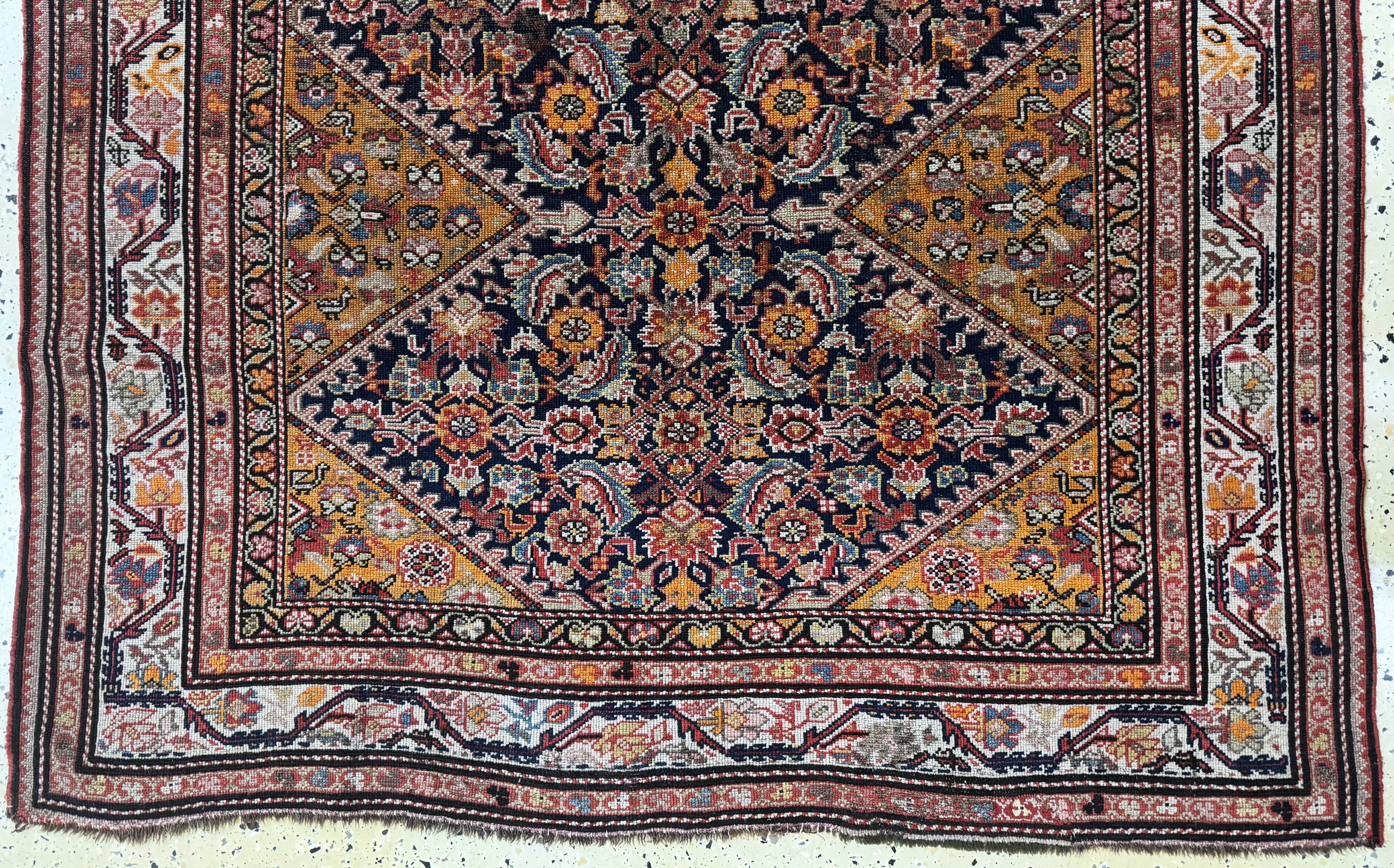 Detail c: Antiker Malayer, Persien, 19.Jhd, Wolle aufWolle, ca. 191 x 127 cm, EHZ: 3
