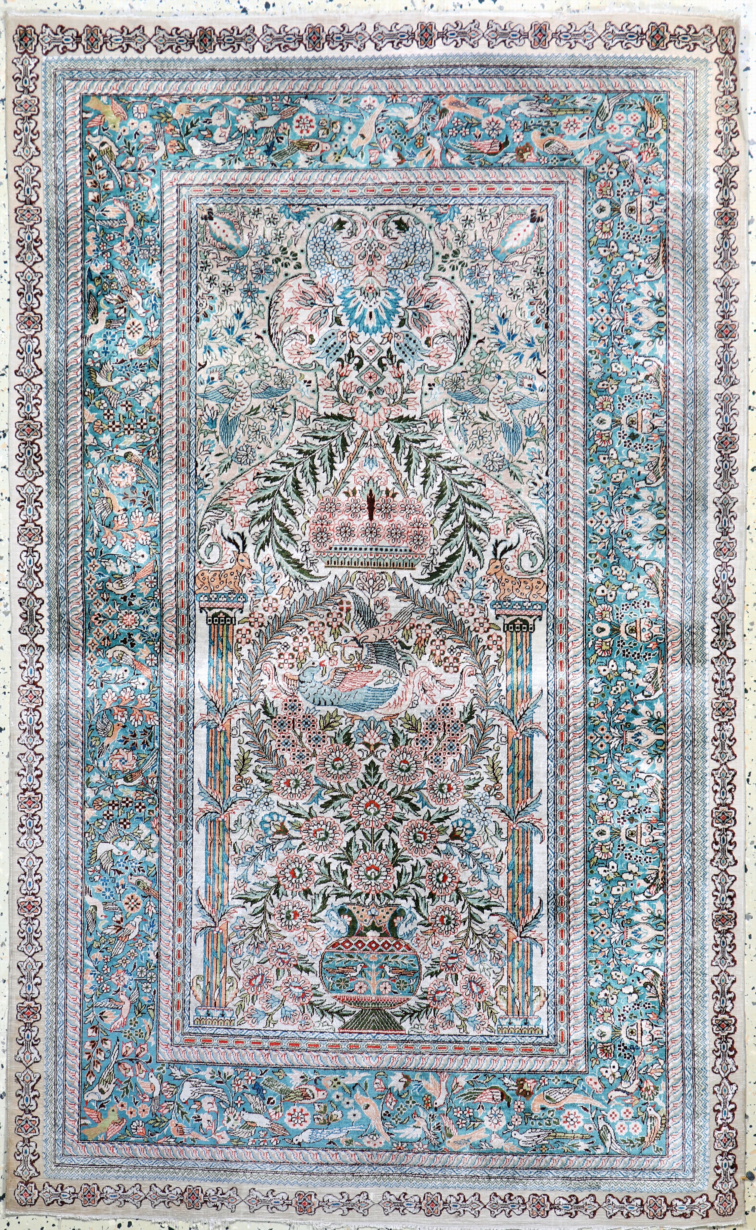 Image 27037912 - Hereke Seide fein, China, Mitte 20.Jhd, reine Naturseide, ca. 154 x 95 cm, ca. 1,0 Mio. ...