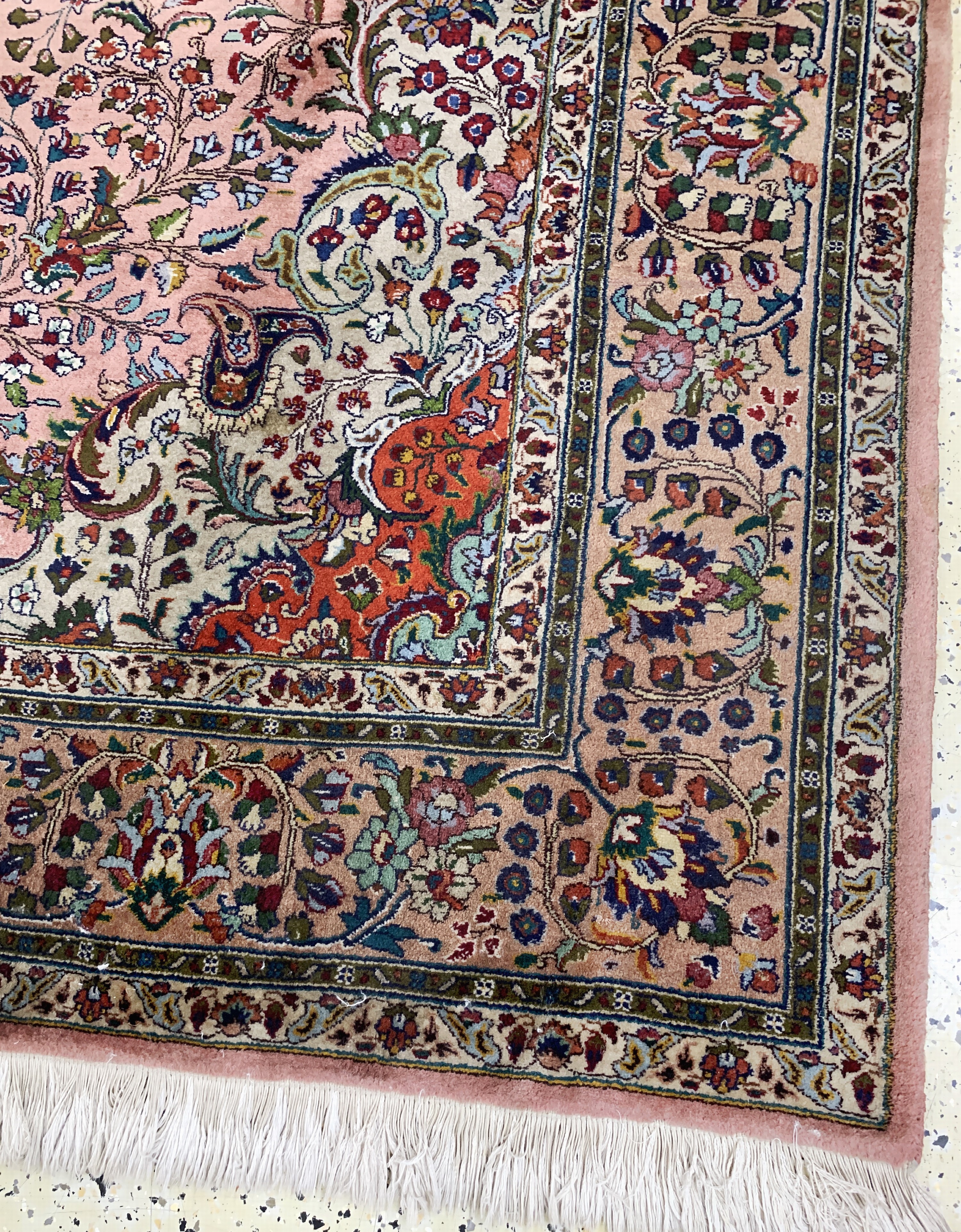 Detail f: Täbriz fein(40 Raj), Persien, Mitte 20.Jhd,Korkwolle auf Baumwolle, ca. 304 x 191 cm, Reinigungsbedürftig, EHZ: 2