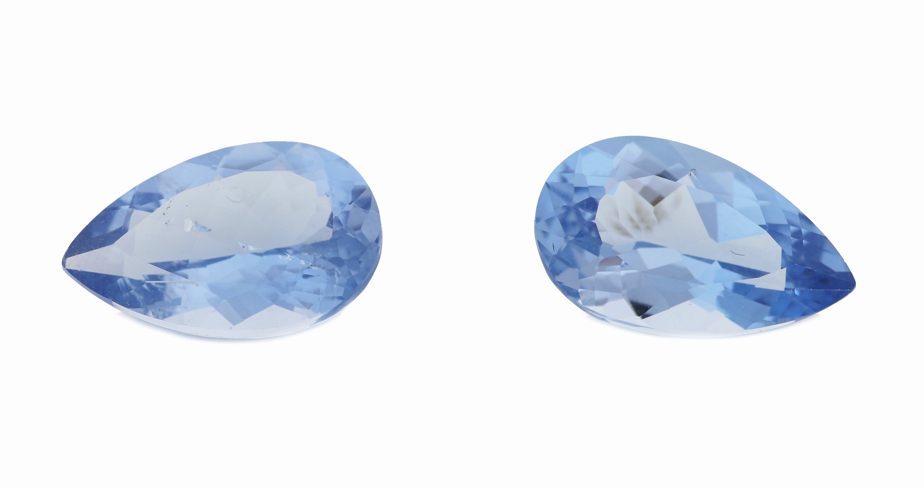 Image 27037931 - Lot 2 lose Aquamarine, zus. ca. 8.68 ct, facett. Tropfen, 1 x 4.16 ct, 1 x 4.52 ct ...