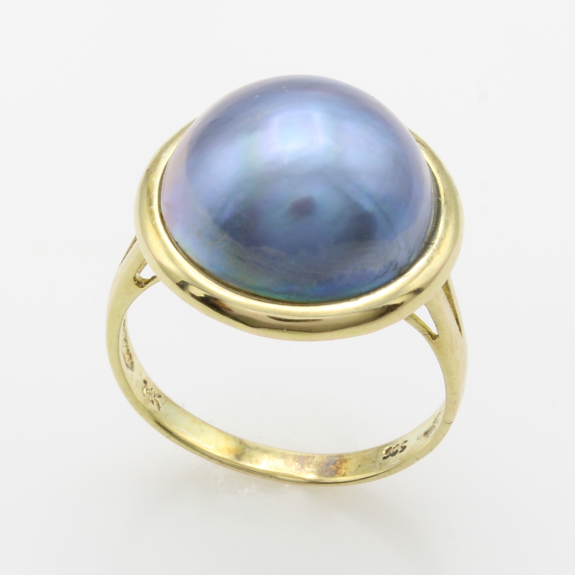 Image 27037979 - Ring mit Mabeperle, GG 585/000, graue Mabeperle in glatter Fassung ca. 14 mm, RW ca. 56 ...