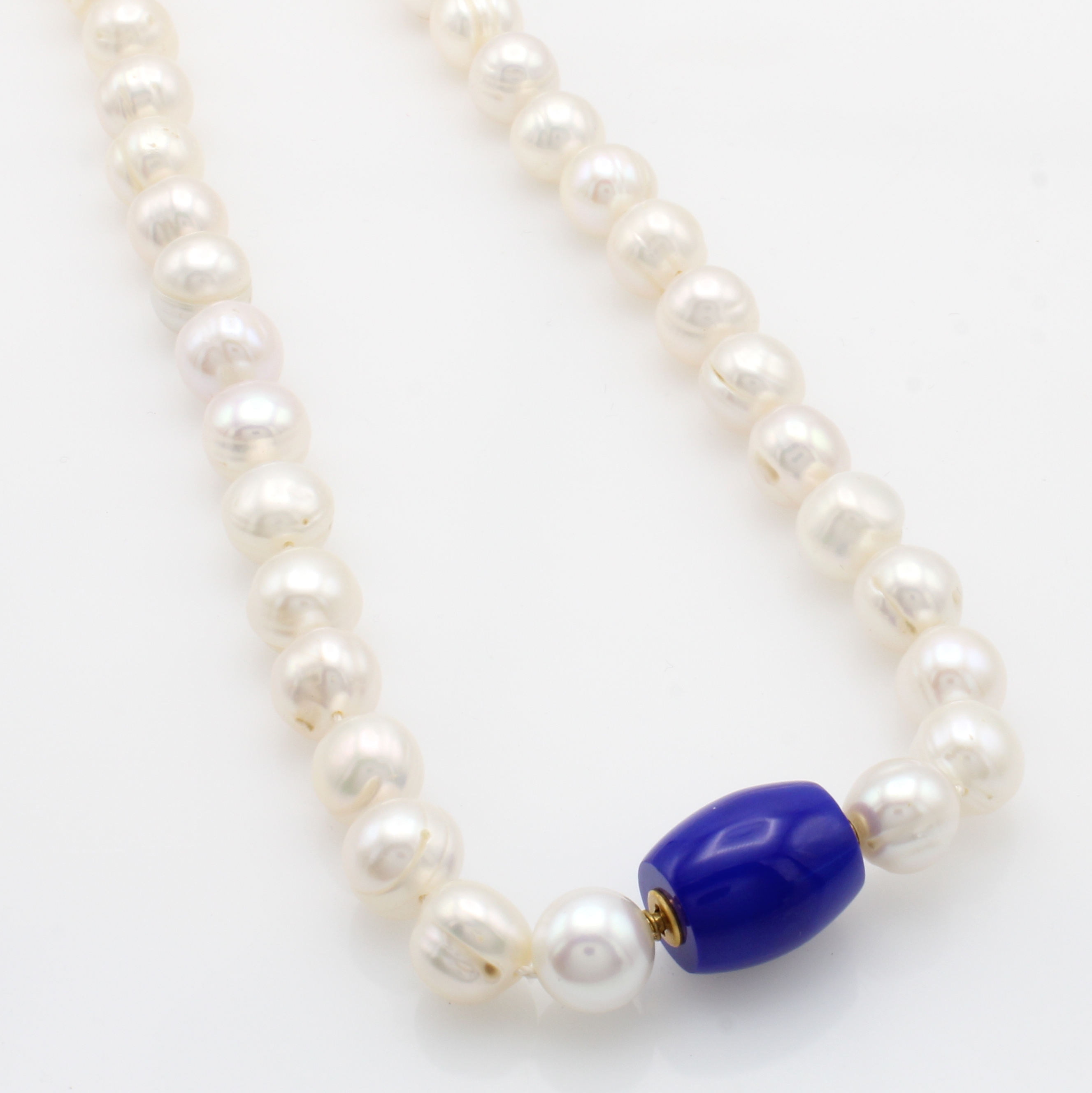 Image 27037980 - Süßwasserzuchtperlenkette mit Lapislazuli- wechselschließe, GG 585/000, unrunde, ...