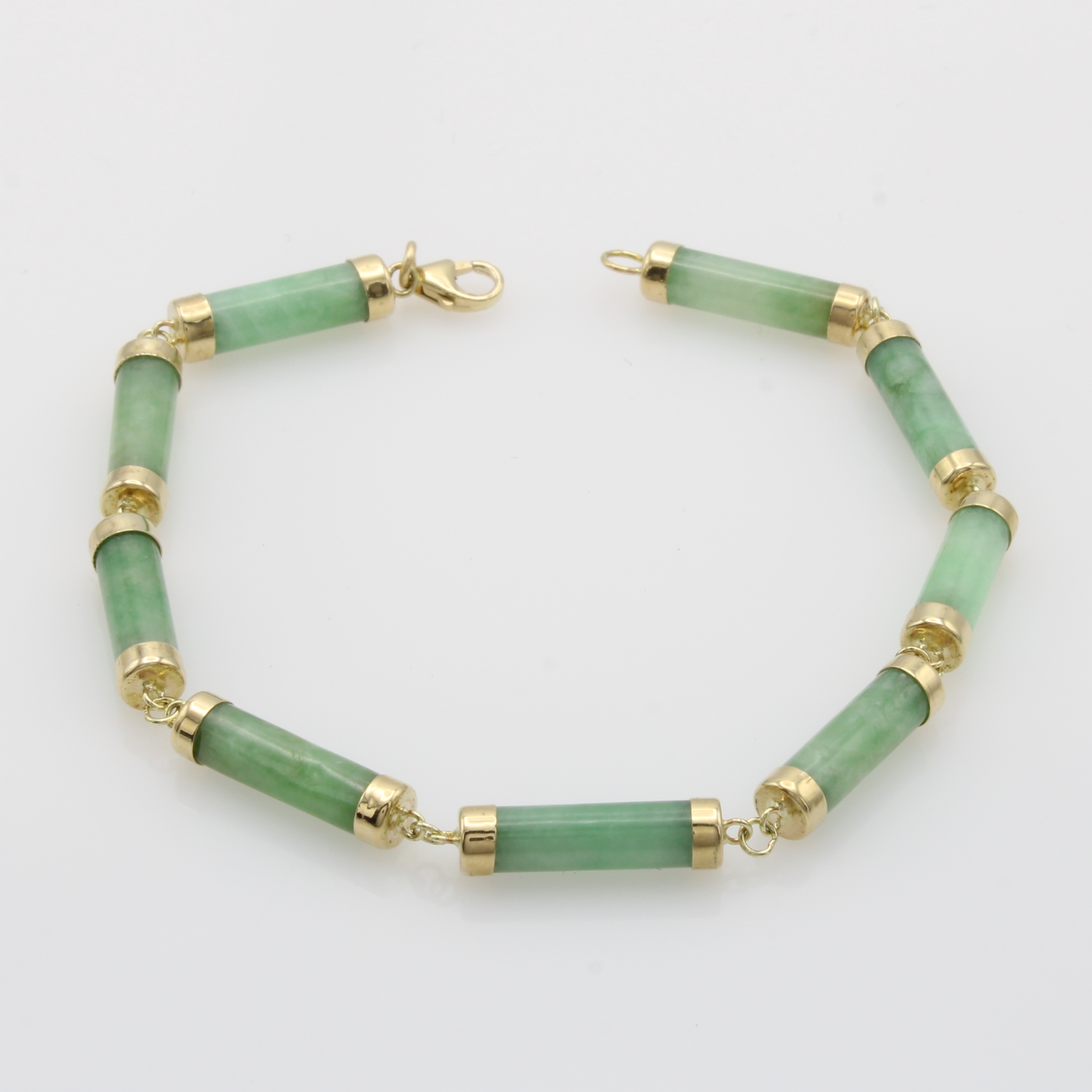 Image 27037983 - Armband mit Jadestäben, GG 585/000, D. der Stäbe ca. 4 mm, L. ca. 18 cm Schätzpreis: ...