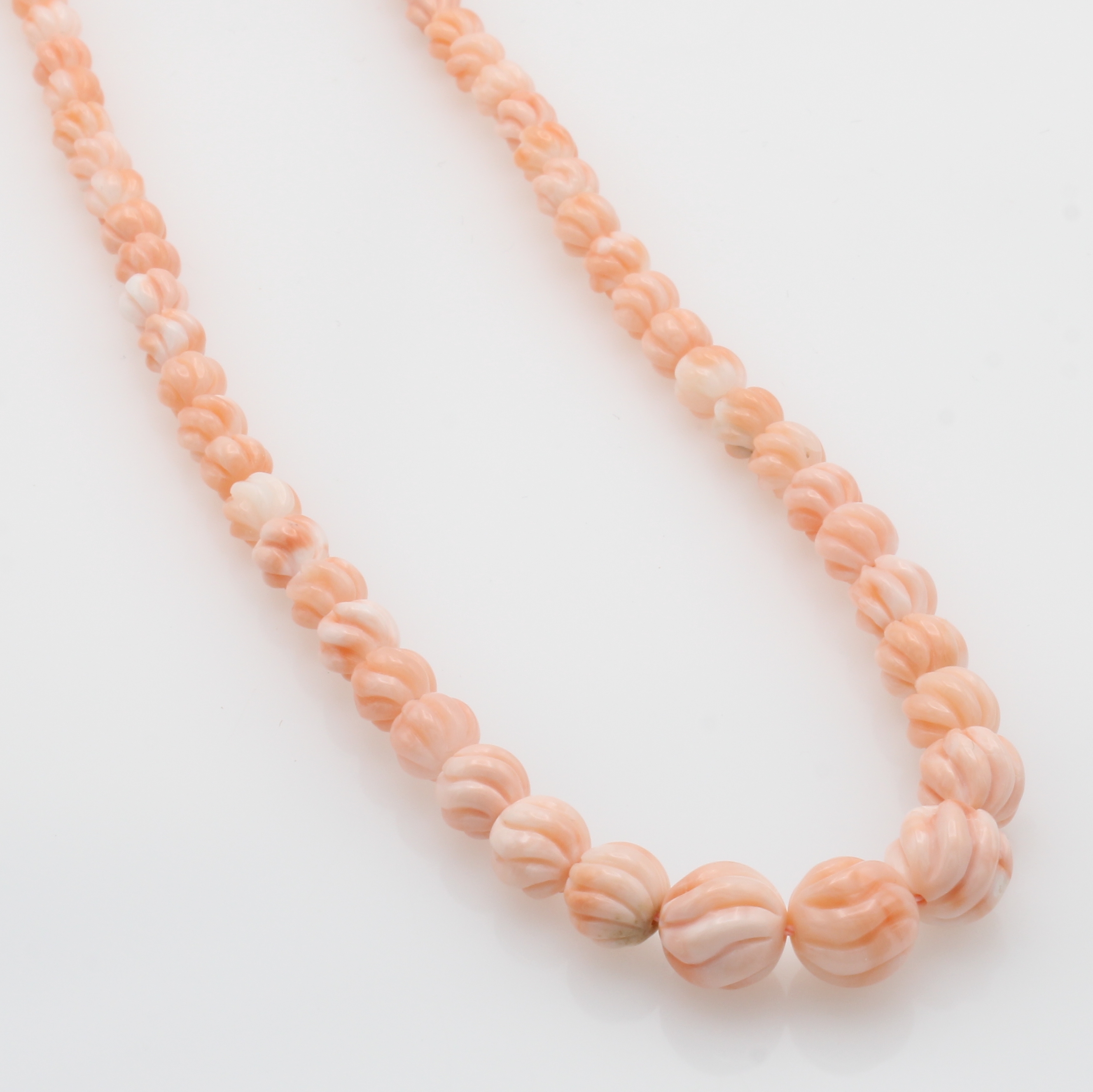 Image 27037986 - Korallenkette, Karabinerschl. verg., geriefte Korallkugeln im Verlauf v. 5-10 mm, ...