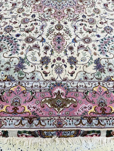 27037903i - Täbriz fein(50 Raj), Persien, Ende 20.Jhd, Korkwolle mit und auf Seide, ca. 308 x 247 ...