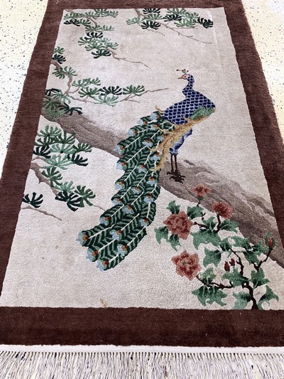 27037905d - Seiden-Teppich, China, Mitte 20.Jhd, reine Naturseide, ca. 140 x 86 cm, ...