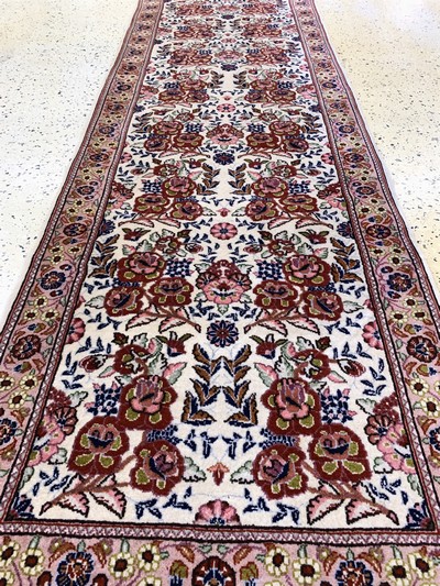 27037911d - Sarogh, Persien, Ende 20.Jhd, Wolle auf Baumwolle, ca. 277 x 74 cm, EHZ: 2 ...