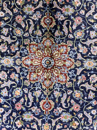 27037914d - Lahor fein, Pakistan, Ende 20.Jhd, Korkwolle, ca. 215 x 141 cm, EHZ: 2 Schätzpreis: ...