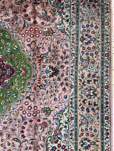 27037920e - Täbriz fein(40 Raj), Persien, Mitte 20.Jhd,Korkwolle auf Baumwolle, ca. 304 x 191 cm, ...