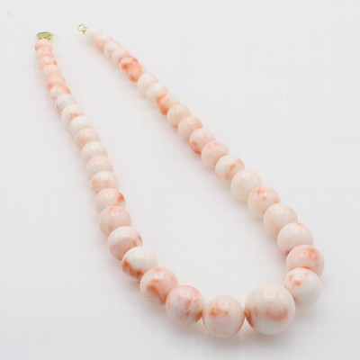 27037985a - Korallenkette, Karabinerschl. verg., Korallkugeln im Verlauf v. 10-18 mm, tiefsee -rosa, ...