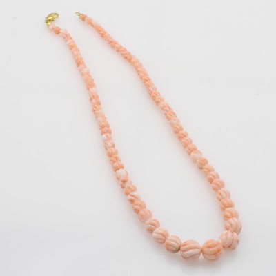 27037986a - Korallenkette, Karabinerschl. verg., geriefte Korallkugeln im Verlauf v. 5-10 mm, ...