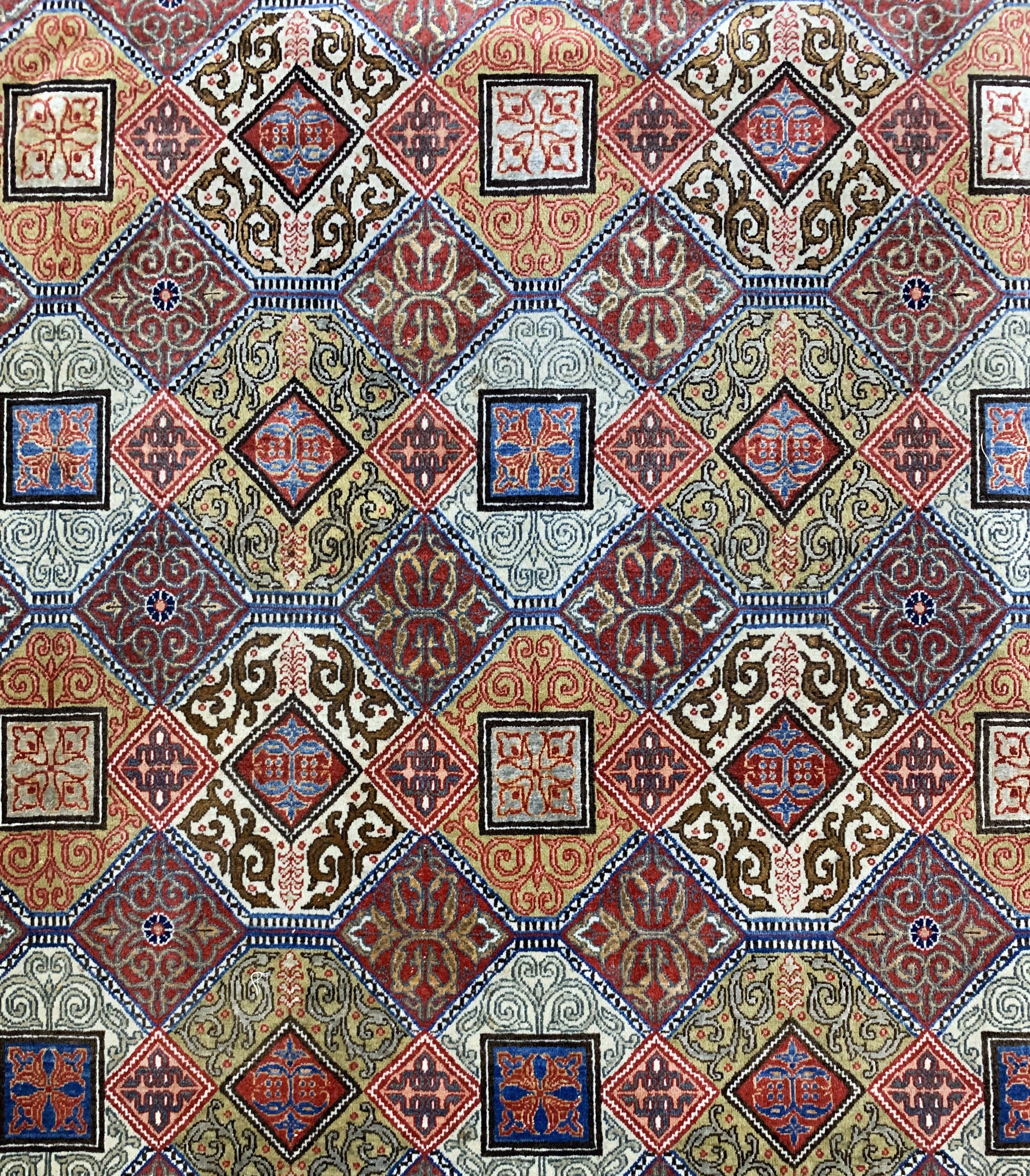Detail d: Ghom Kork fein, Persien, Mitte 20.Jhd, Korkwolle mit Seide, ca. 322 x 232 cm, EHZ: 2