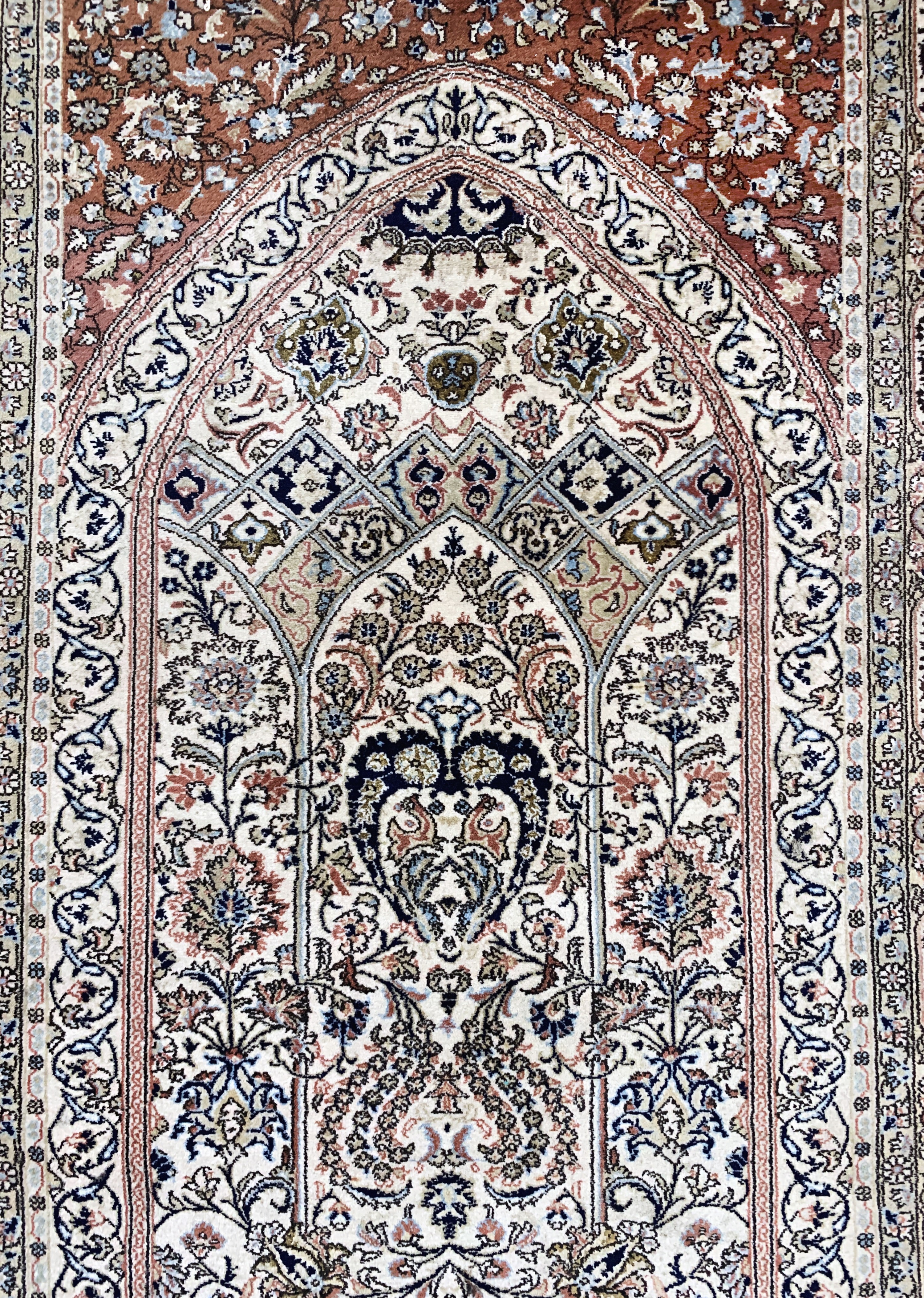Detail c: Ghom Kork, Persien, Mitte 20.Jhd, Korkwolleauf Baumwolle, ca. 153 x 105 cm, Reinigungsbedürftig, EHZ: 2