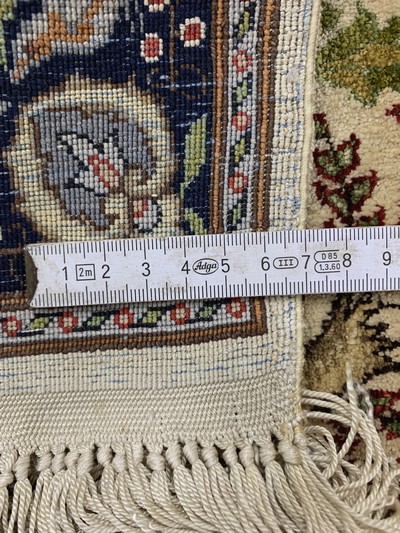 27038214d - 2 Lots Ghom Seide, Ägypten, Mitte 20.Jhd, reine Naturseide, ca. 75 x 57 cm, EHZ: 1-2 ...