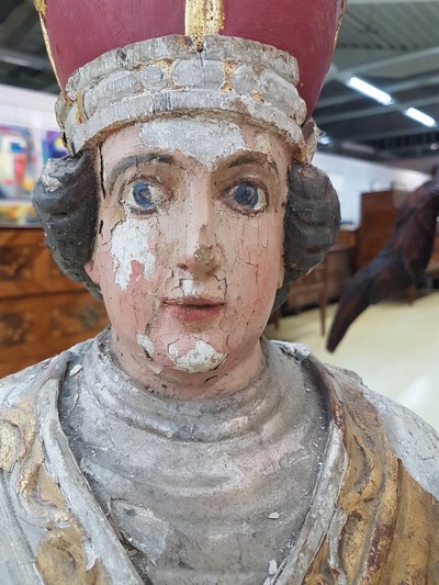 27038240d - Skulptur eines Bischof, 2. Hälfte 18. Jh., Lindenholz geschnitzt, bunt gefaßt, ...