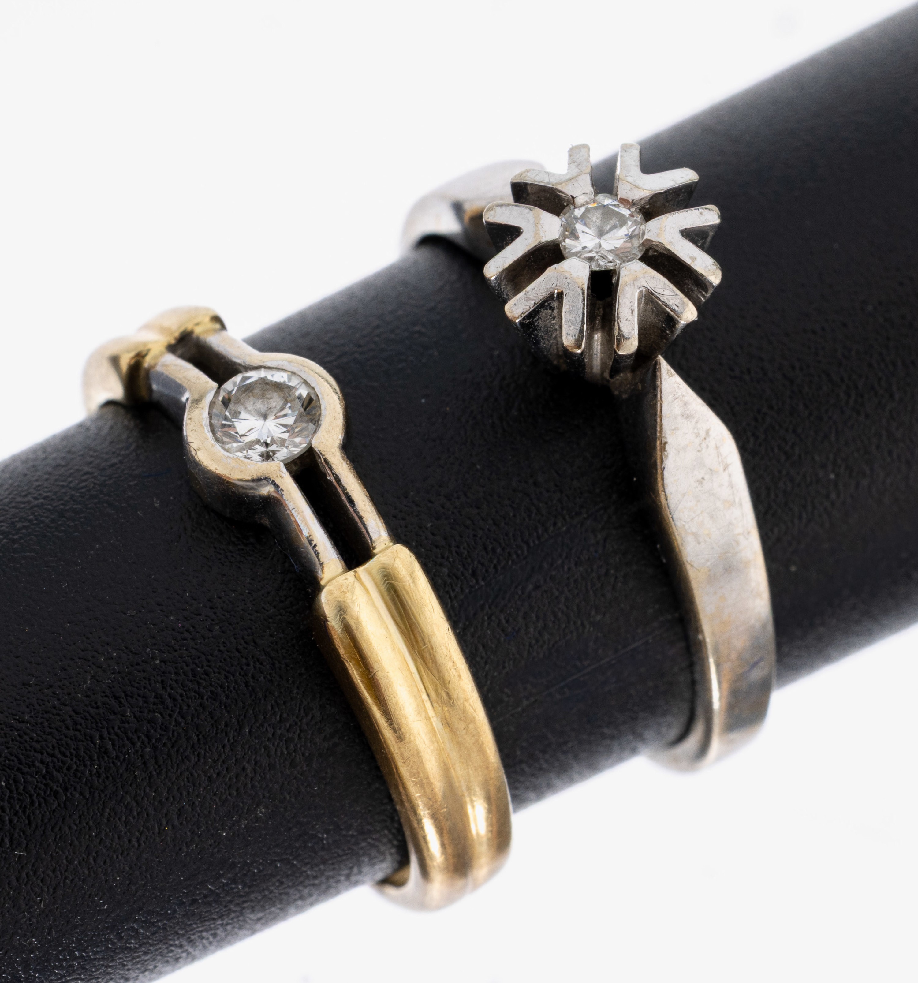 Image 27038372 - Konvolut 2 14 kt Gold Brillant-Ringe, 1 x GG/WG 585/000, 1 Brillant ca. 0.10 ct ...