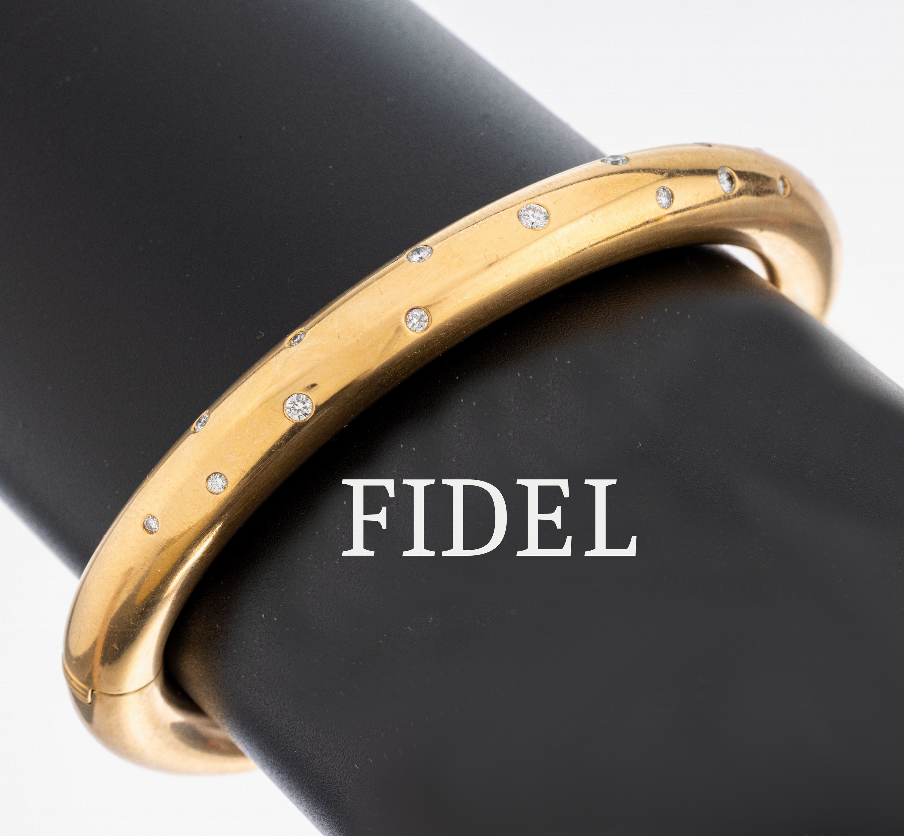 Image 27039260 - 18 kt Gold Brillant-Armreif, GG 750/000, 15 Brillanten zus. ca. 0.22 ct Weiß/si, ...