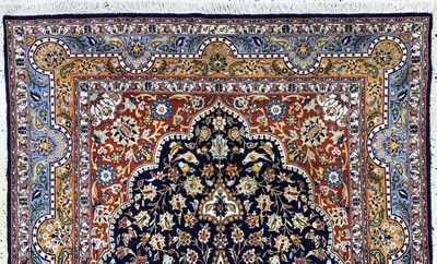 27039209a - Teheran kork fein, sign., Persien, Mitte 20.Jhd. Korkwolle mit Seide, ca. 222 x 135 cm, ...