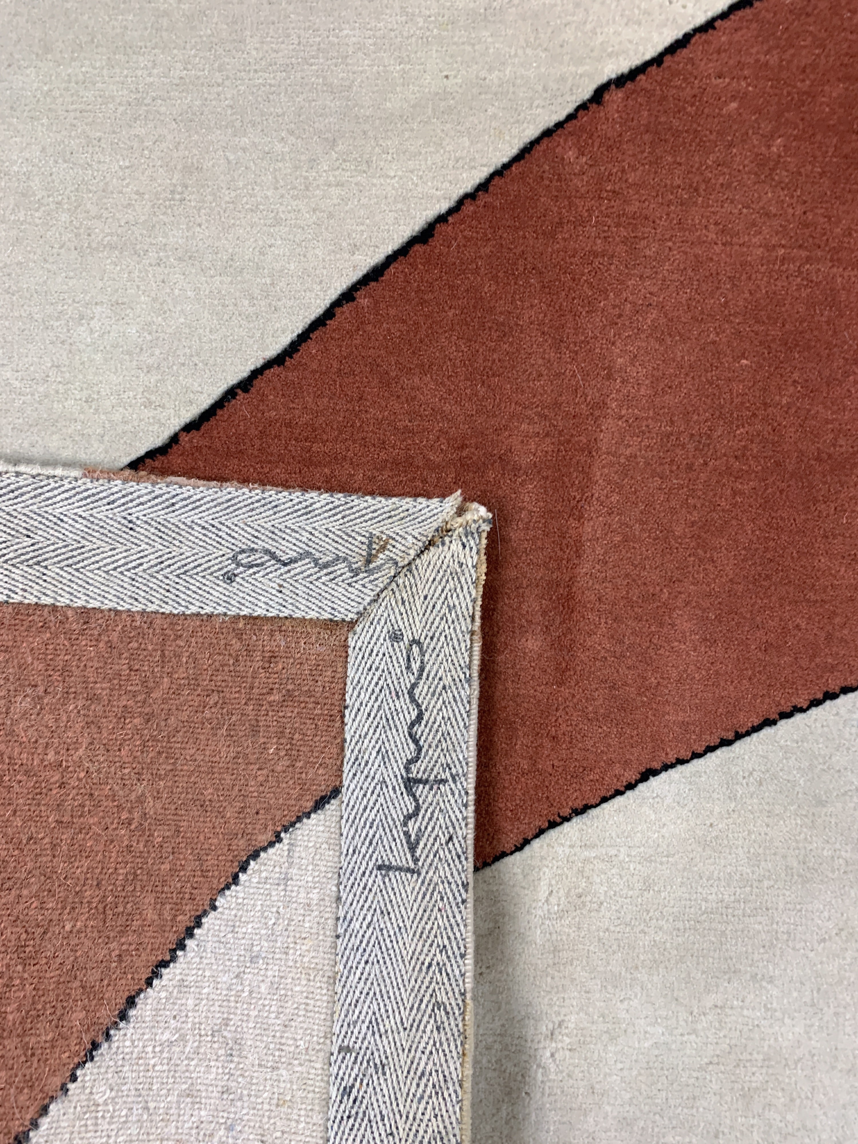 Detail f: Colani fein sign., Ende 20.Jhd., Korkwolle,ca. 238 x 178 cm, EHZ: 2