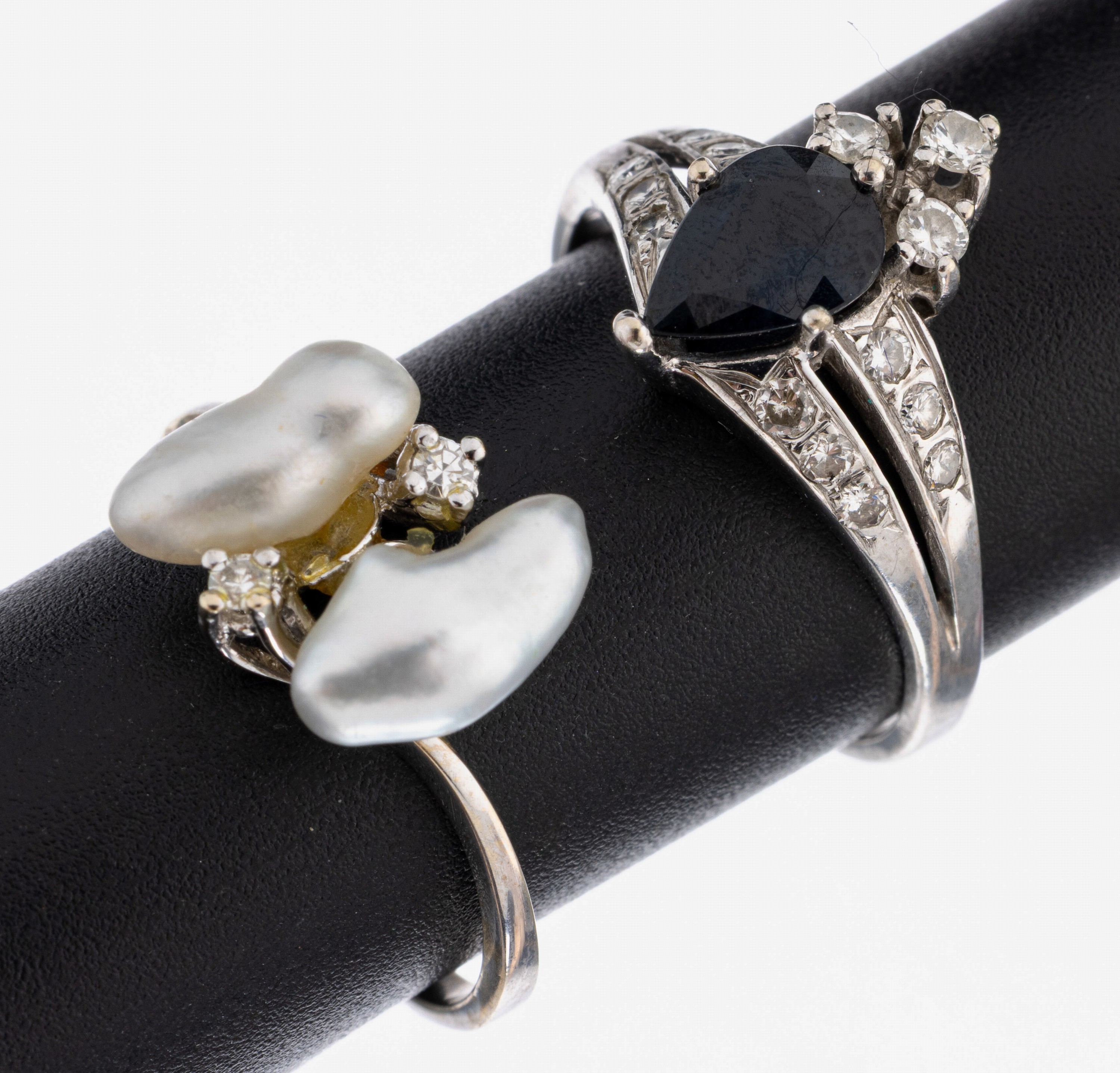 Image 27039517 - Konvolut 2 14 kt Gold Ringe, WG 585/000, 2 Süßwasserzuchtperlen, facett. ...