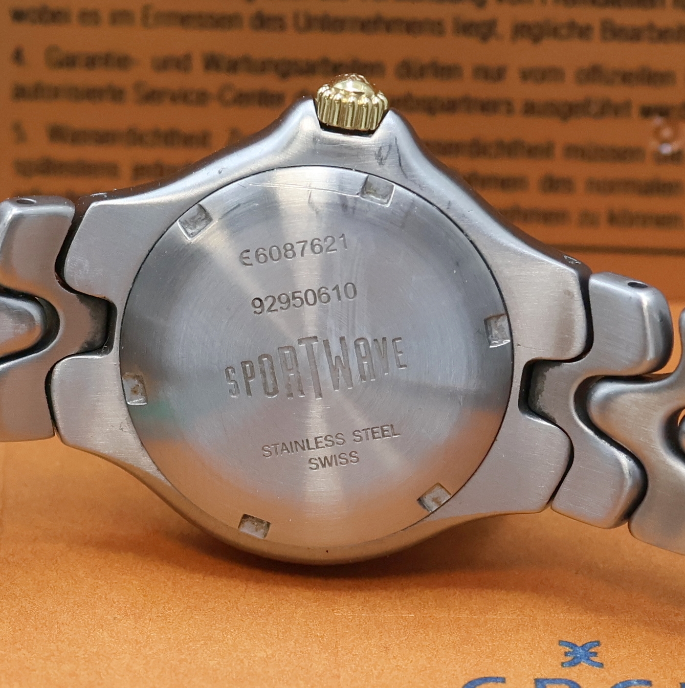 Detail e: EBEL Damenarmbanduhr Sportwave Referenz 6087621, Schweiz lt. beil. Pap. verk. 08/1999, quarz, Edelstahl/Gold komb. inkl. Gliederband u. dopp. ...