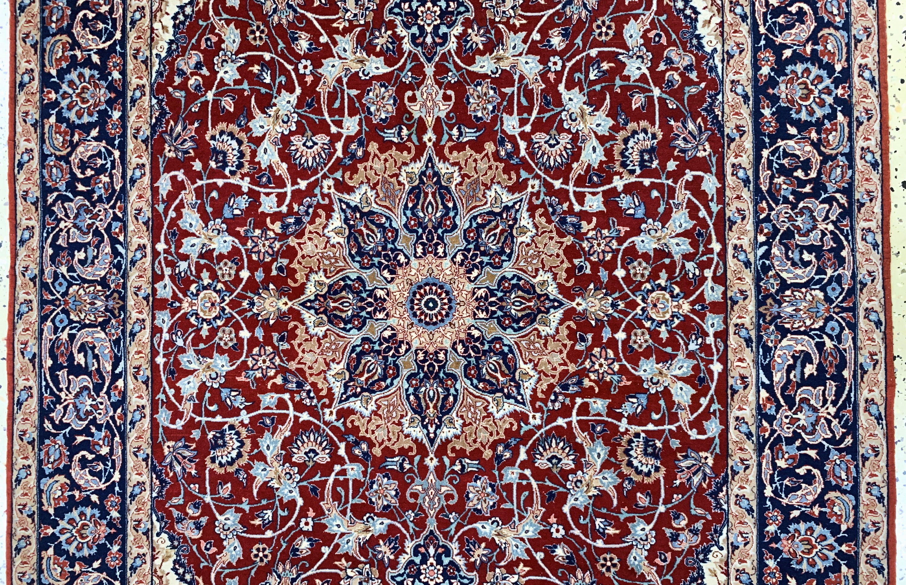 Detail b: Esfahan fein Persien, signiert"Seyrafian", Mitte 20.Jhd, Korkwolle auf Seide, ca. 168 x 106 cm, ca. 1,0 Mio. Kn/qm, EHZ: 2