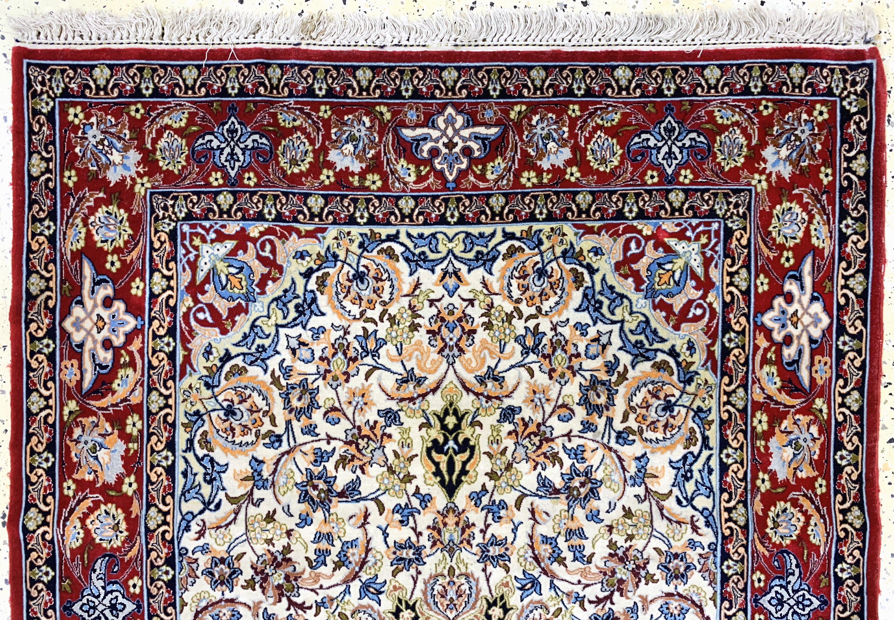 Detail a: Esfahan fein, Persien, Ende 20.Jhd, Korkwolle mit und auf Seide, ca. 175 x 109 cm,EHZ: 2