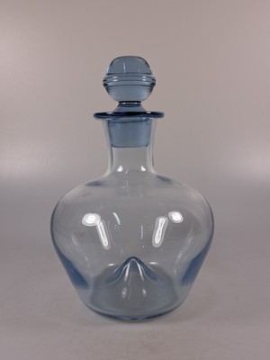 27040674j - 2 große Schalen und ein Dekanter, Entw. Wilhelm Wagenfeld (1900-1990) für WMF ...