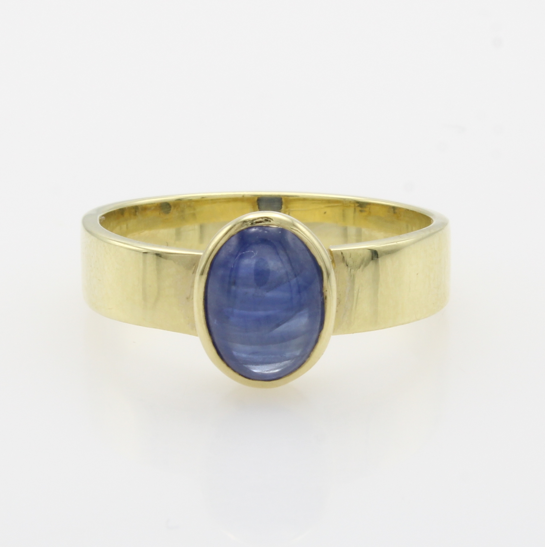 Image 27040720 - Ring mit Saphir, GG 585/000, ovaler Saphircabochon ca. 1.2 ct, RW ca. 56 Schätzpreis: ...