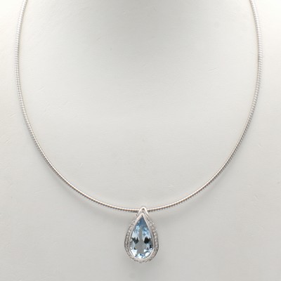 27040715a - Anhänger mit Aquamarin und Brillanten an Omegareif, WG 585/000, tropfenf. Aquam. ca. ...