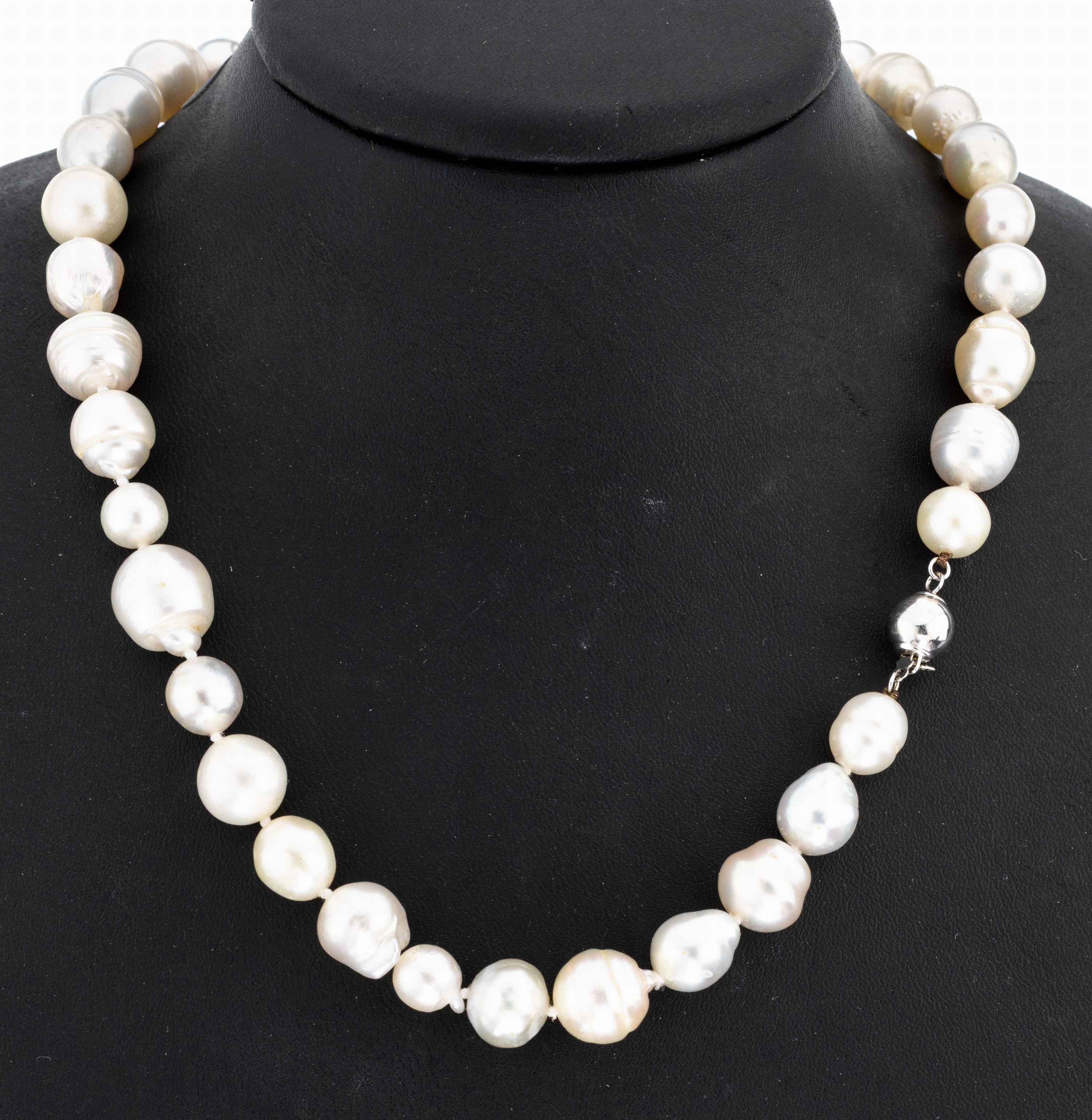 Image 27040818 - Perl-Collier, weiße unrunde Süßwasserzuchtperlen, D. ca. 8-12 mm, nat. ...