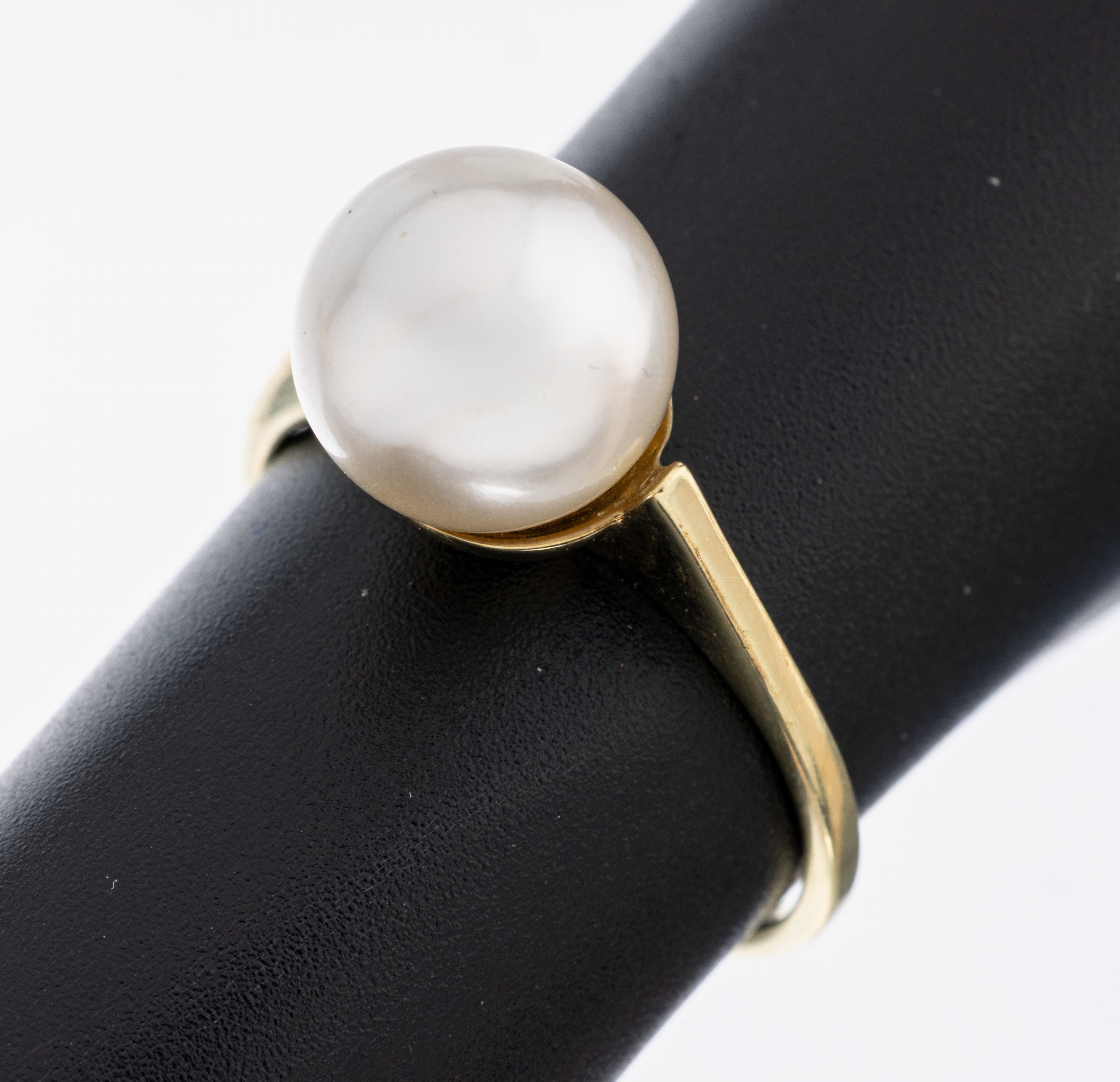 Image 27040819 - 8 kt Gold Perl-Ring, GG 333/000, weiße Akoyazuchtperle, D. ca. 9 mm, schönes Lüster, ...