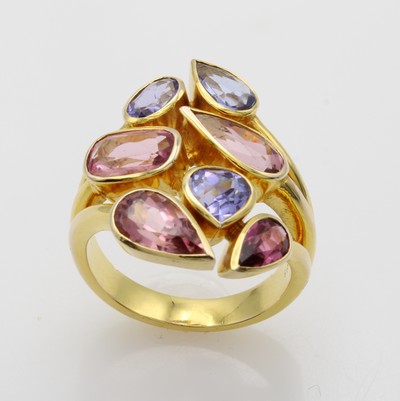 27040831a - Ring mit Turmalinen und Tansaniten, GG 585/ 000, 7 Farbsteine in versch. Schliffarten ...