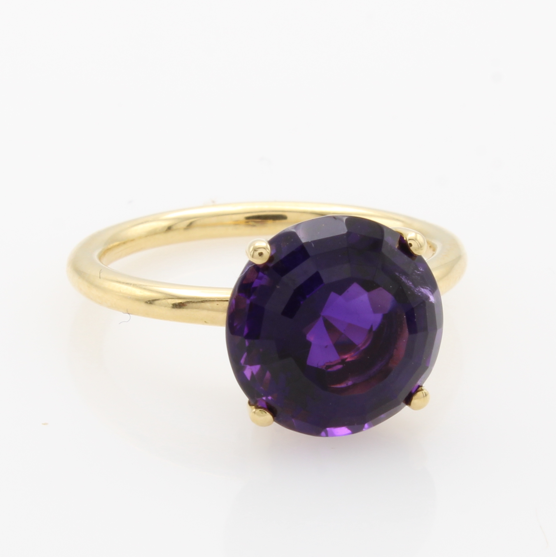 Image 27040949 - Ring mit Amethyst, GG 585/000, runder Amethyst in Krappenfassung ca. 4.93 ct, RW ca. 55 ...