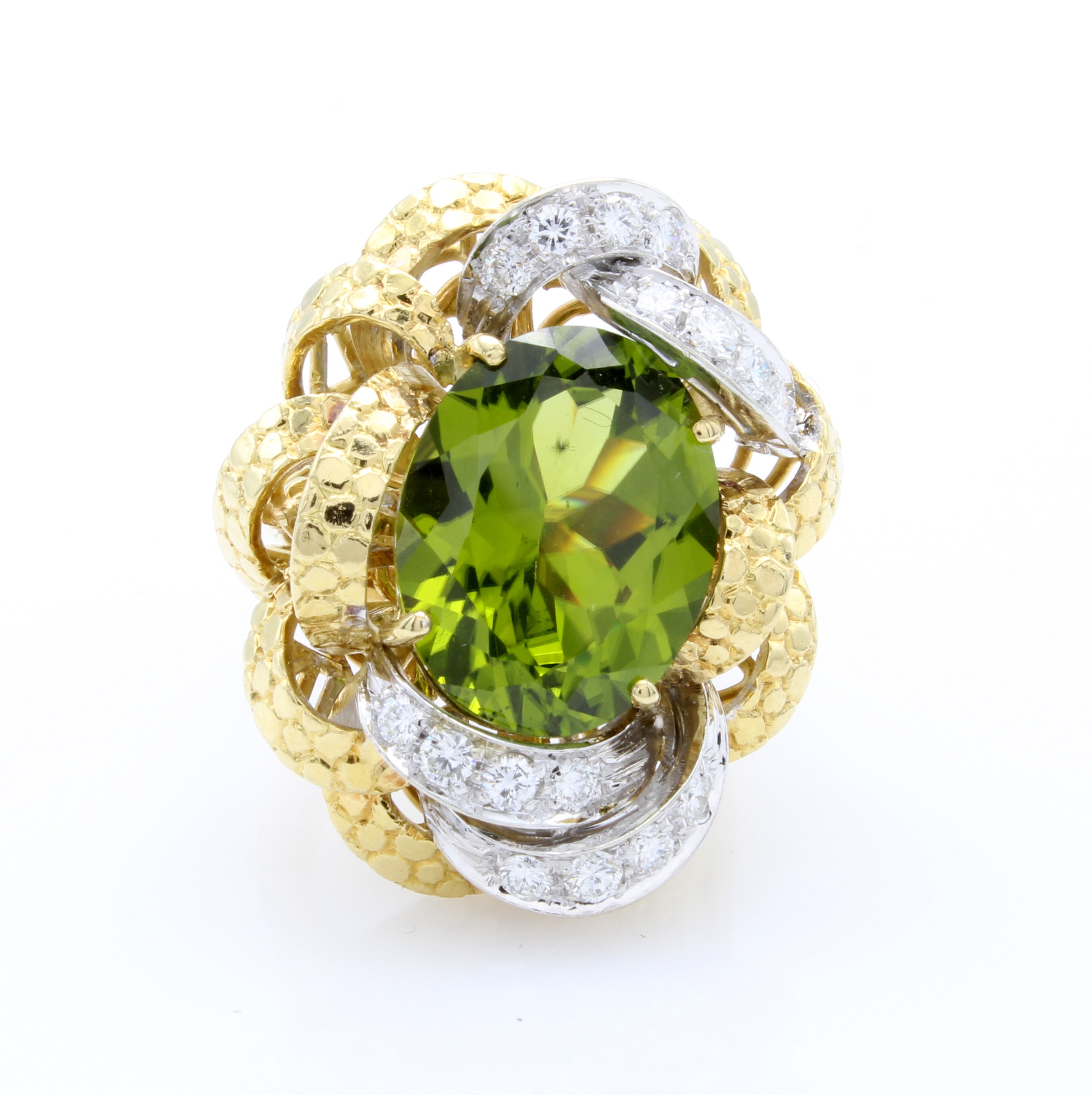 Image 27040956 - Ring mit Peridot und Brillanten, GG/WG 750/ 000, ovaler Peridot ca. 9.9 ct, Brill. zus. ...