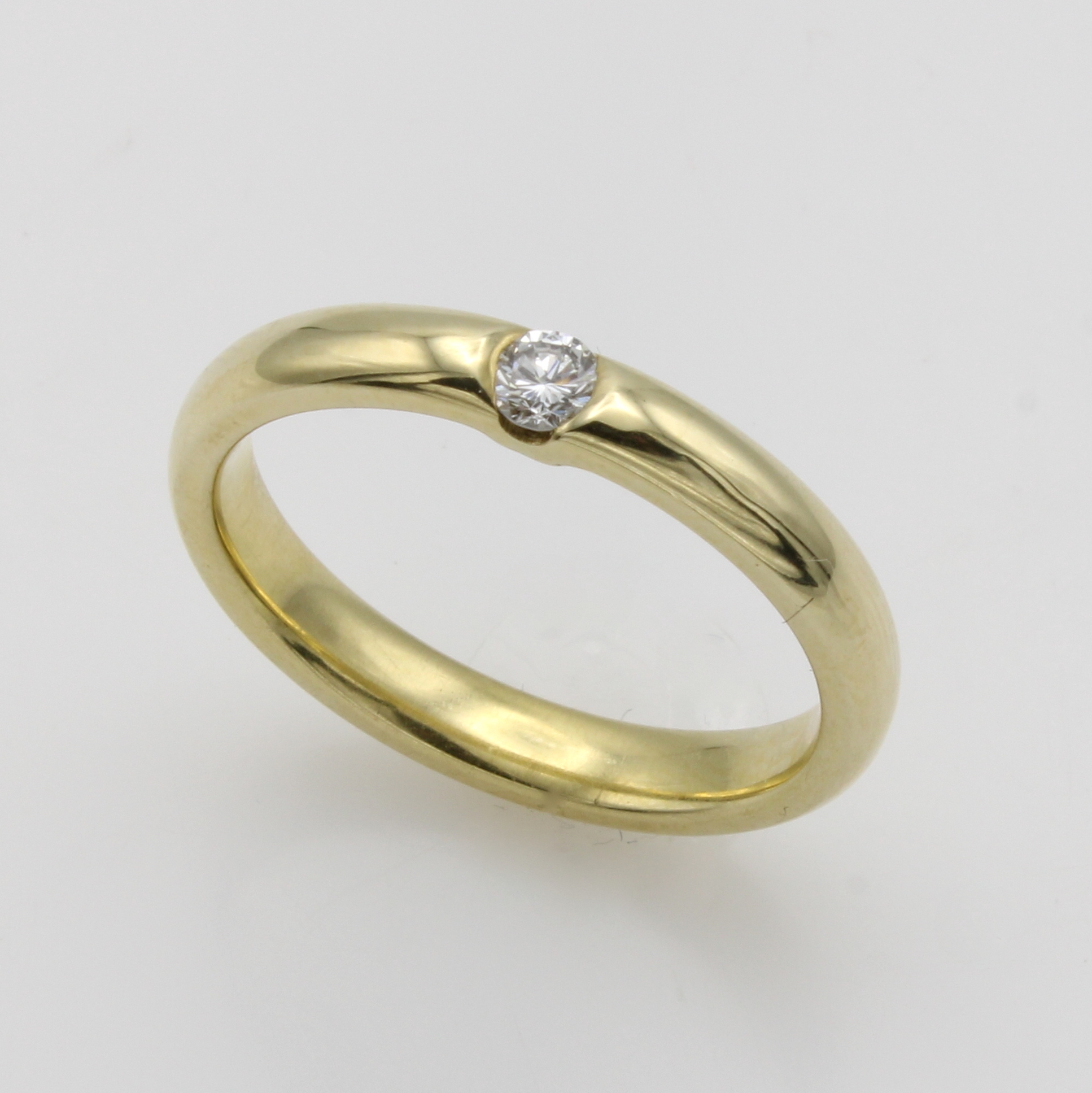 Image 27040963 - Ring mit Brillant, GG 585/000, Brill. ca. 0.10 ct Weiß/si, RW ca. 54 Schätzpreis: ...
